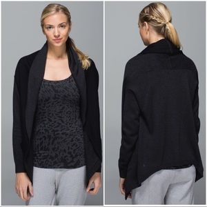 Lululemon Black Cabin Yogi Wrap Reversable